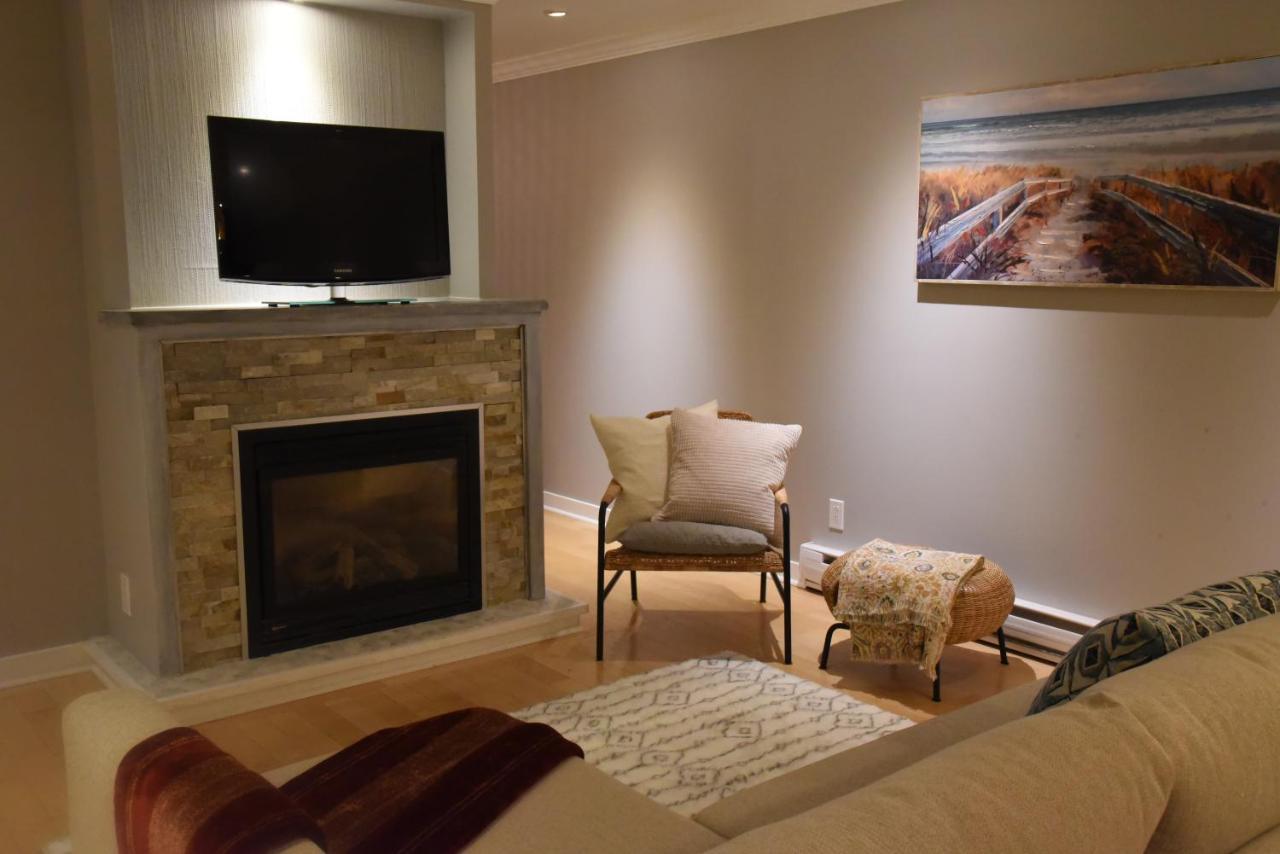 Les Chambres Roses West Kelowna Ngoại thất bức ảnh